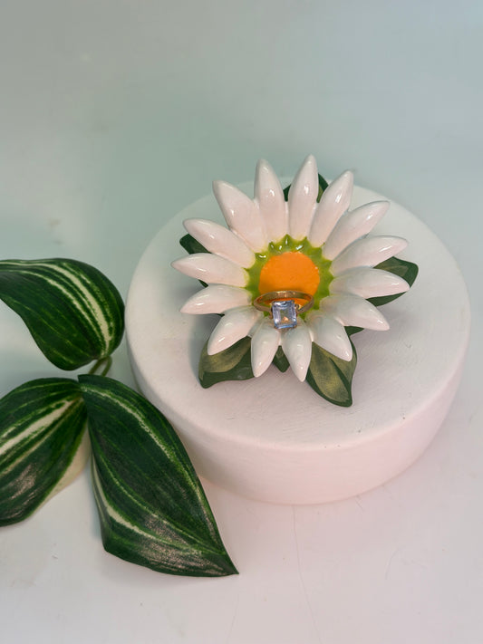 Daisy Ring Dish