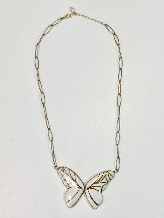 Gold Butterfly Necklace with fresh water pearl