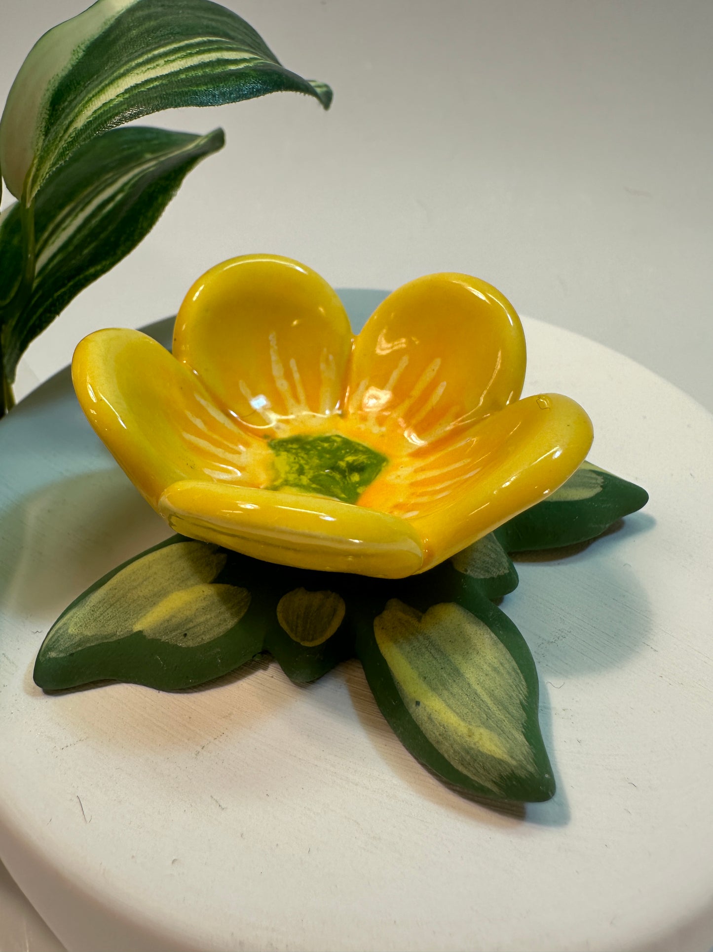 Buttercup Ring Dish