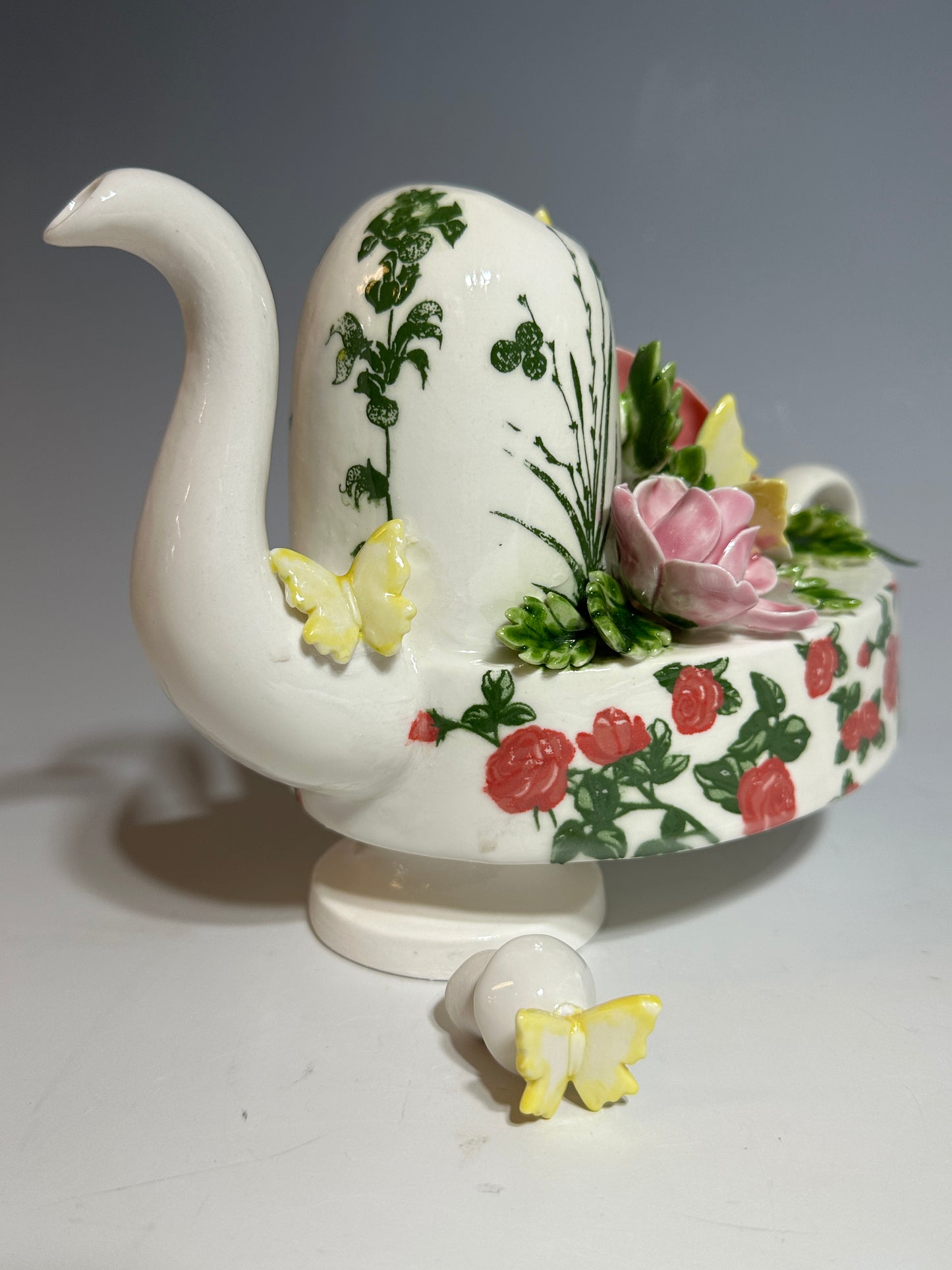 Butterflies in the Rose Garden Teapot