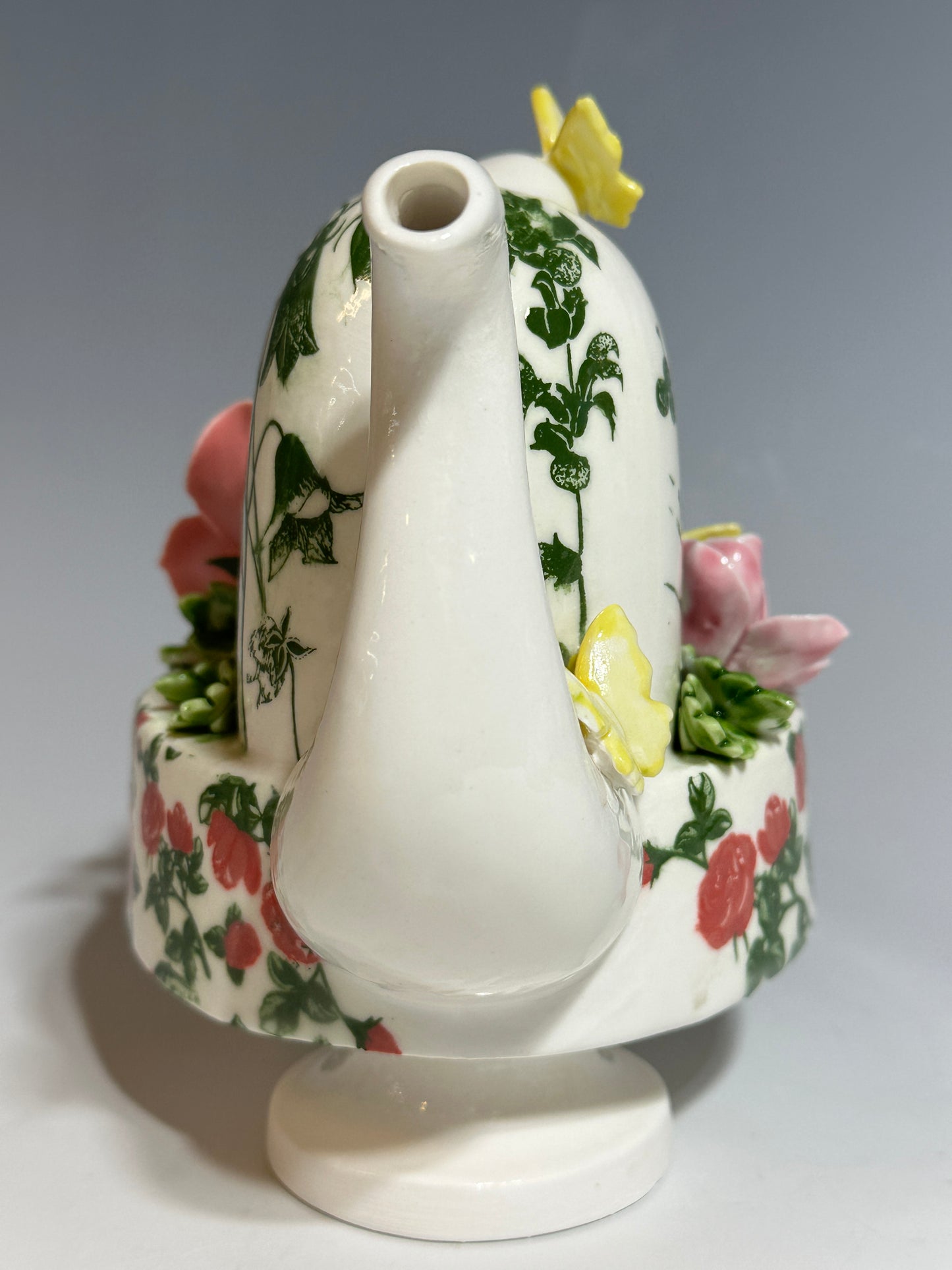 Butterflies in the Rose Garden Teapot